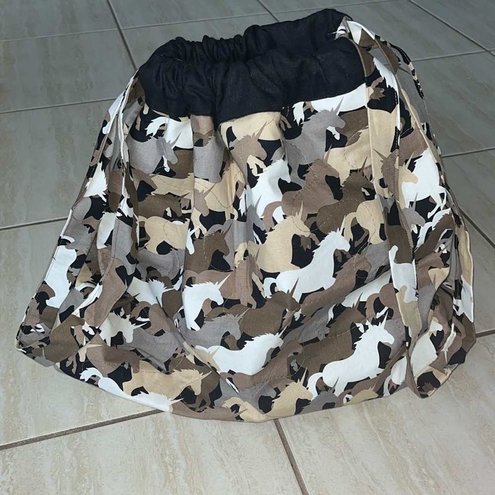 Horse/Unicorn Print Cinch Top Bag